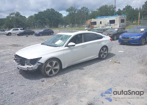 2018 Honda Accord Touring z USA, uszkodzony, nr VIN 1HGCV1F99JA169280